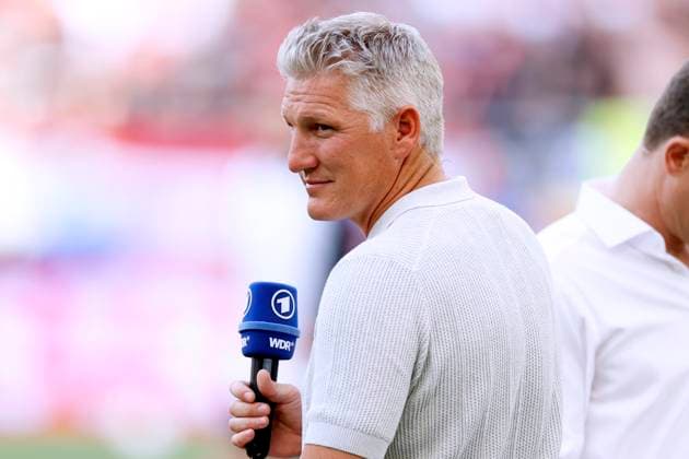 SCHWEINSTEIGER Bastian TV Moderator ARD UEFA Fussball Europameisterschaften 2024 in Deutschland Spiel Deutschland - Ungarn 2 : 0 am 19.06. 2024 in Stuttgart DFL REGULATIONS PROHIBIT ANY USE OF PHOTOGRAPHS as IMAGE SEQUENCES and or QUASI-VIDEO Copyright: xLacixPerenyix