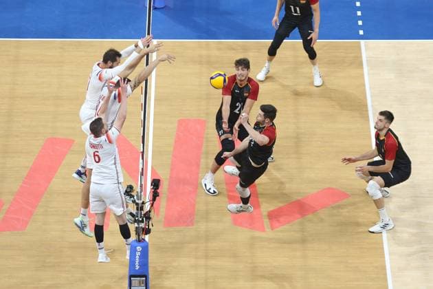 PH: Germany outguns France in VNL 2024 Match Tobias Brand 22, Black of Germany tries to save the ball dropped by France during their VNL 2024 Match. Pasay City Metro Manila Philippines Copyright: DennisxJeromexAcosta