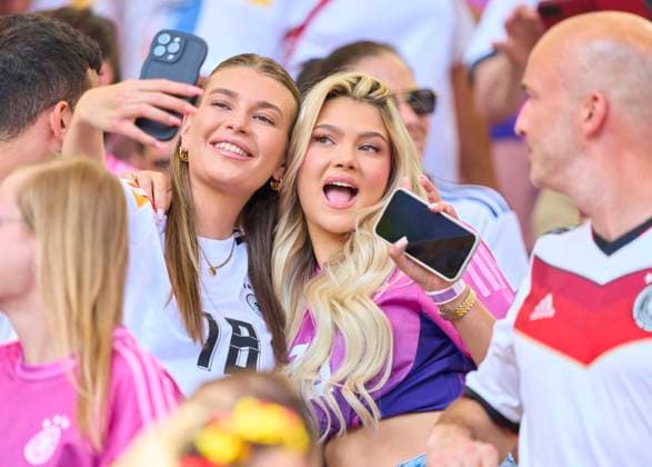 Maximilian Mittelstädt, DFB 18 Freundin Lea Prinz (R) in the group stage match GERMANY - HUNGARY 2-0 of the UEFA European Championships 2024 on Jun 19, 2024 in Stuttgart, Germany.