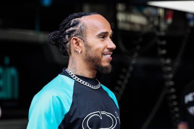 Sport Bilder des Tages HAMILTON Lewis (gbr), Mercedes AMG F1 Team W15, portrait during the Formula 1 Aramco Gran Premio de Espana 2024, 10th round of the 2024 Formula One World Championship, WM, Weltmeisterschaft from June 21 to 23, 2024 on the Circuit de Barcelona-Catalunya, in Montmeló, Spain - F1 - SPANISH GRAND PRIX 2024 DPPI Panoramic  240620_R10_SPAGNA_DP_FG006634