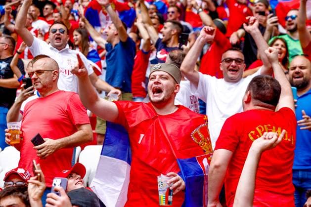 MUNCHEN, 20-06-2024, Allianz Arena. European Football Championship Euro2024, Group stage match no.18 between Slovenia and Serbia, fans Slovenia - Serbia (Euro2024)  x25540471x Copyright: