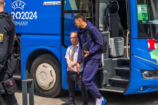 Ankunft der französischen Nationalmannschaft am Hyperion Hotel in Leipzig. Morgen wird die L equipe tricolore gegen Holland spielen. Nationaltrainer ist Didier Dechamps Ankunft Frankreich