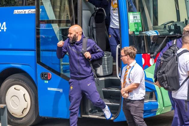 Ankunft der französischen Nationalmannschaft am Hyperion Hotel in Leipzig. Morgen wird die L equipe tricolore gegen Holland spielen. Nationaltrainer ist Didier Dechamps Ankunft Frankreich