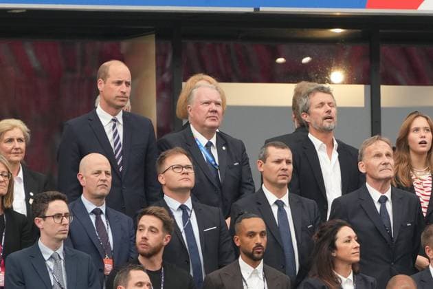 William, Prince of Wales von England, Prinz William und Kronprinz Frederik von Dänemark auf der Tribüne bei den Hymnen - Frankfurt 20.06.2024: England vs. Dänemark, EURO2024 M17, Gruppe C, EM-Arena Frankfurt