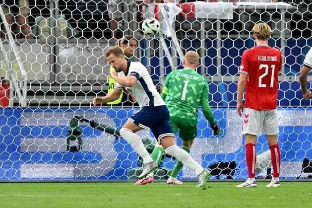 20.06.2024, xscotx, Fussball EM 2024, Dänemark - England, emspor, v.l. Torjubel nach dem Tor zum celebrating the goal celebrate 0:1 durch Harry Kane (England) Frankfurt am Main