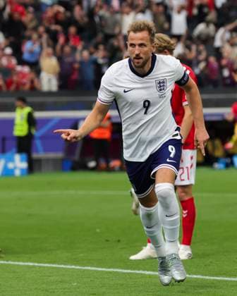 Denmark v England UEFA EURO, EM, Europameisterschaft,Fussball 2024 Group C Harry Kane of England celebrates after scoring his sides first goal during the UEFA Euro 2024 Group C match between Denmark and England at the Deutsche Bank Park, Frankfurt Copyright: xPaulxChestertonx FIL-20272-0086 UK Newspapers OUT