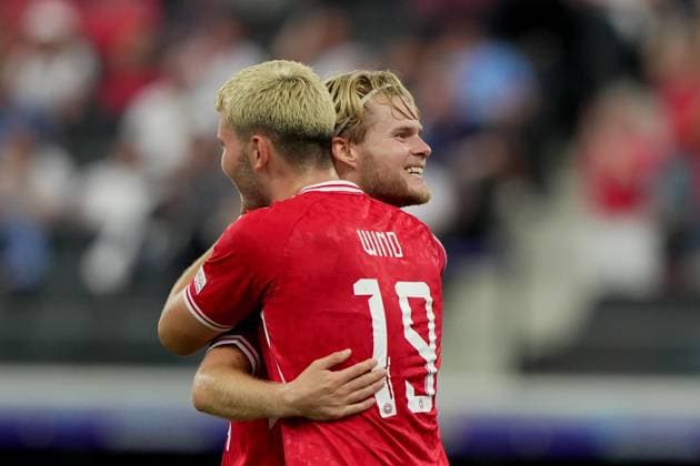 Denmark s Morten Hjulmand celebrates after scoring -21 during the Euro 2024 soccer match between Denmark and England at the Frankfurt Arena , Frankfurt , Germany - Thursday 20 June 2024. - Soccer .  Copyright: xSpada LaPressex