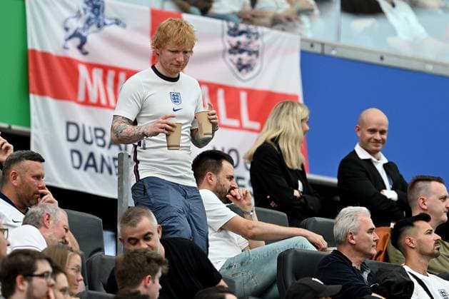 20.06.2024, xscotx, Fussball EM 2024, Dänemark - England, emspor, v.l. Sänger und Weltstar Ed Sheeran Singer-Songwriter Frankfurt am Main