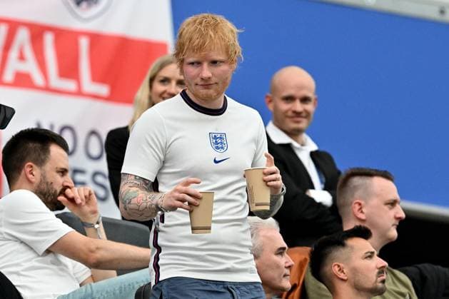 20.06.2024, xscotx, Fussball EM 2024, Dänemark - England, emspor, v.l. Sänger und Weltstar Ed Sheeran Singer-Songwriter Frankfurt am Main