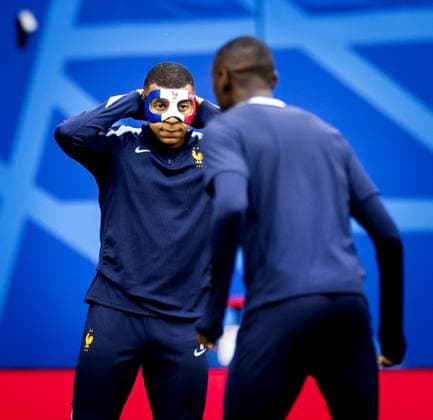 LEIPZIG - Kylian Mbappe during a training session of the France national football team at the Leipzig Stadium on June 20, 2024 in Leipzig, Germany. France is preparing for the group match at the European Football Championship in Germany against the Netherlands. ANP KOEN VAN WEEL UEFA EURO, EM, Europameisterschaft,Fussball 2024 Germany 2024 xVIxANPxSportx xxANPxIVx 501598718 originalFilename: 501598718.jpg