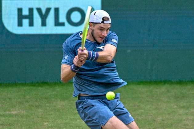 Jan-Lennard STRUFF (GER) 20.06.2024 Tennis Terra Wortmann Open, ATP, Tennis Herren World Tour 500, , OWL ARENA, Halle (Westfalen), NRW Germany
