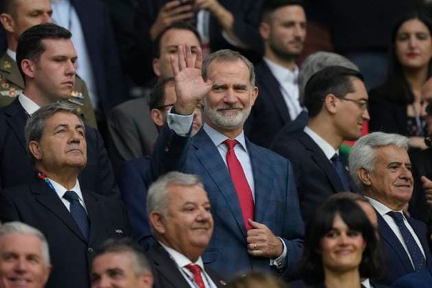 Sport Themen der Woche KW25 Sport Bilder des Tages Spain v Italy: Group B - UEFA EURO, EM, Europameisterschaft,Fussball 2024 Spanish King Felipe VI during the UEFA EURO 2024 group stage match between Spain and Italy at Arena AufSchalke on June 20, 2024 in Gelsenkirchen, Germany. Gelsenkirchen Germany  Copyright: xJosexBretonx originalFilename:breton-spainvit240620_npHaM.jpg