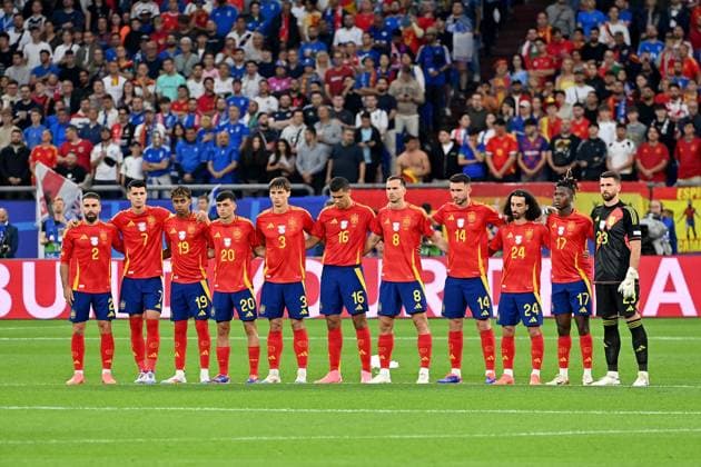 20.06.2024, xjrdrx, Fussball EM 2024, Spanien - Italien emspor, v.l. Das spanische Team vor dem Anpfiff (DFL DFB REGULATIONS PROHIBIT ANY USE OF PHOTOGRAPHS as IMAGE SEQUENCES and or QUASI-VIDEO) Gelsenkirchen