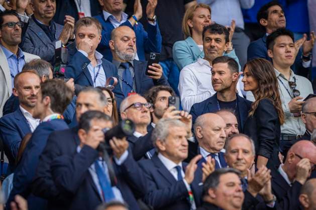 Gelsenkirchen, Germany. 20th Jun 2024. Trainer Xabi Alonso (Leverkusen) with his wife Nagore Aranburu Spain - Italy Spanien - Italien 20.06.2024