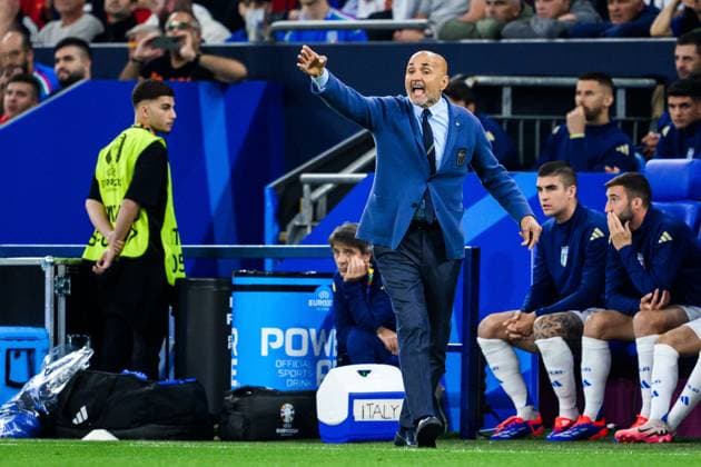 240620 Head coach Luciano Spalletti of Italy during the UEFA EURO, EM, Europameisterschaft,Fussball 2024 Football Championship match between Spain and Italy on June 20, 2024 in Gelsenkirchen. Photo: Jesper Zerman BILDBYRAN kod JZ JZ0544 fotboll football soccer fotball fotbolls-em europamästerskap em uefa euro uefa european football championship euro 2024 spanien spain italy bbeng Copyright: JESPERxZERMAN BB240620JZ074