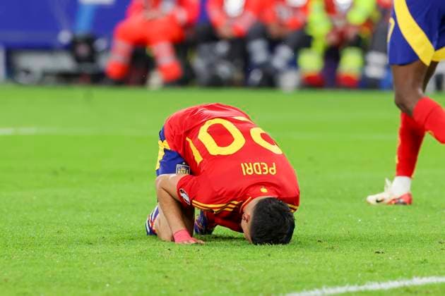 Pedri (Spain) schaut enttaeuscht, UEFA EURO, EM, Europameisterschaft,Fussball 2024 - Group B, Spain vs Italy, Arena AufSchalke, 20.06.2024, Gelsenkirchen, Deutschland.