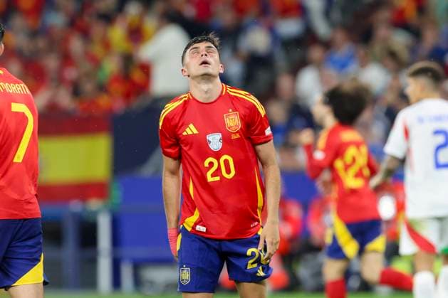 Pedri (Spain) schaut enttaeuscht, UEFA EURO, EM, Europameisterschaft,Fussball 2024 - Group B, Spain vs Italy, Arena AufSchalke, 20.06.2024, Gelsenkirchen, Deutschland.