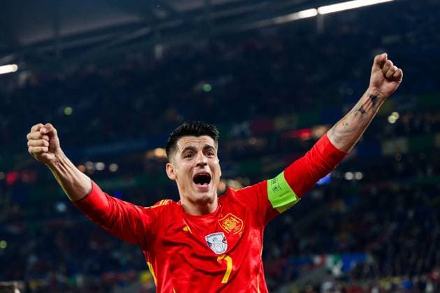240620 Alvaro Morata of Spain celebrates after 1-0 during the UEFA EURO, EM, Europameisterschaft,Fussball 2024 Football Championship match between Spain and Italy on June 20, 2024 in Gelsenkirchen. Photo: Jesper Zerman BILDBYRAN kod JZ JZ0544 fotboll football soccer fotball fotbolls-em europamästerskap em uefa euro uefa european football championship euro 2024 spanien spain italy bbeng jubel Copyright: JESPERxZERMAN BB240620JZ109