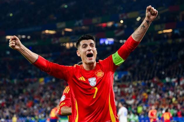 240620 Alvaro Morata of Spain celebrates after 1-0 during the UEFA EURO, EM, Europameisterschaft,Fussball 2024 Football Championship match between Spain and Italy on June 20, 2024 in Gelsenkirchen. Photo: Jesper Zerman BILDBYRAN kod JZ JZ0544 fotboll football soccer fotball fotbolls-em europamästerskap em uefa euro uefa european football championship euro 2024 spanien spain italy bbeng jubel Copyright: JESPERxZERMAN BB240620JZ110