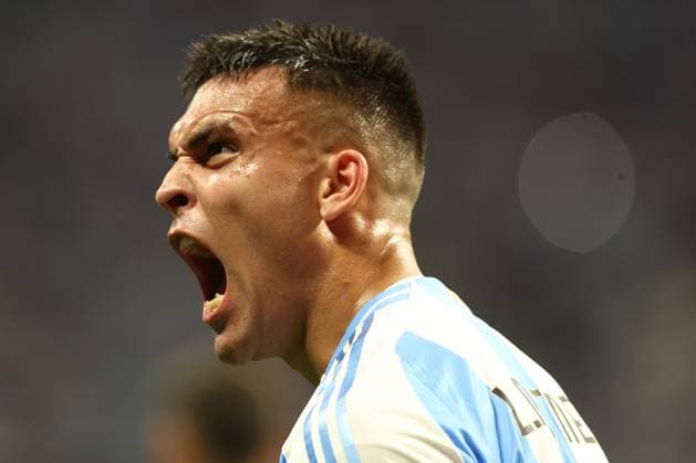 Argentina s forward Lautaro Martinez celebrates after scoring the team™s second goal against Canada during the Copa America USA 2024, group A, groupe stage match between Argentina and Canada, at Mercedes Benz stadium in Atlanta, on June 20, 2024. ATLANTA UNITED STATES Copyright: xALEJANDROxPAGNIx