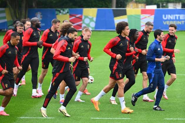 Belgium Media Activities - UEFA EURO, EM, Europameisterschaft,Fussball 2024 21 06 2024 FREIBERG AM NECKA, GERMANY - JUNE 21 : Carrasco Yannick forward of Belgium, Witsel Axel midfielder of Belgium during a training session of the Belgian Red Devils at the UEFA EURO 2024 European Football Championship tournament on June 21, 2024 in Freiberg am Necka, Germany, 21 06 2024 Freiberg am Necka Germany  Copyright: xVincentxKalutx
