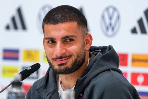 Deniz Undav (Deutschland, 26) laechelnd, GER, DFB, Pressekonferenz, Fussball Herren Nationalmannschaft Deutschland, UEFA Fussball Europameisterschaft 2024, Herzogenaurach 21.06.2024. GER, DFB, Pressekonferenz, Fussball Herren Nationalmannschaft Deutschland, UEFA Fussball Europameisterschaft 2024, Herzogenaurach 21.06.2024. Herzogenaurach Copyright: xEibner-Pressefoto FlorianxWieganx EP_FWD