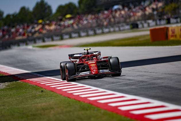 55 SAINZ Carlos (spa), Scuderia Ferrari SF-24, action during the Formula 1 Aramco Gran Premio de Espana 2024, 10th round of the 2024 Formula One World Championship, WM, Weltmeisterschaft from June 21 to 23, 2024 on the Circuit de Barcelona-Catalunya, in Montmeló, Spain - F1 - SPANISH GRAND PRIX 2024 DPPI Panoramic  240621_R10_SPAGNA_DP_EA015546_