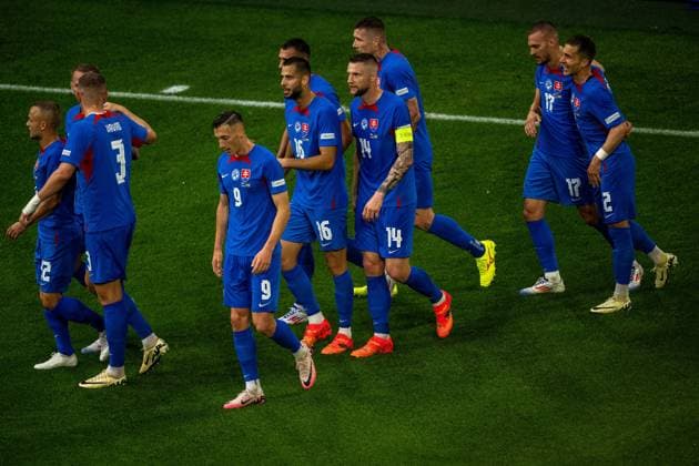 GER, EURO 2024, Group E, Slowakei (SVK) vs Ukrtaine (UKR) 21.06.2024, Merkur-Spiel-Arena, Düsseldorf, GER, EURO 2024, Group E, Slowakei (SVK) vs Ukrtaine (UKR) Im Bild: Jubel nach dem Tor zum 1: 0 ;Torjubel Jubel; jubelt; jubeln; Ivan Schranz (Slowakei SVK, 26); Gestik, Mimik, Emotionen;