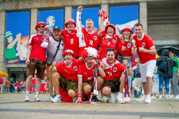 SOCCER - UEFA EURO, EM, Europameisterschaft,Fussball 2024 BERLIN,GERMANY,21.JUN.24 - UEFA EURO 2024, group stage, Austria vs Poland. Image shows a feature with fans of AUT.  GEPAxpictures xJohannesxFriedl