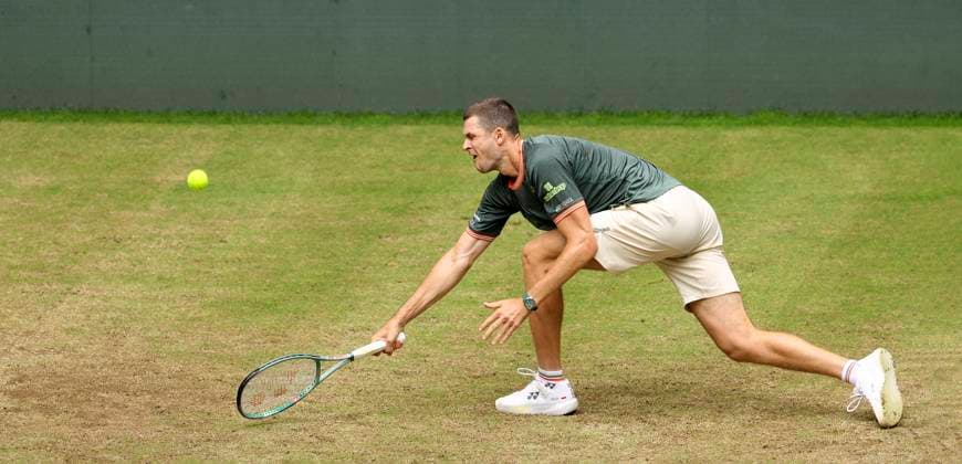 photo : Hubert HURKACZ (POL) besiegt im Viertelfinale seinen Gegenspieler Marcos GIRON (USA) Tennis-Turnier Terra Wortmann Cup im Gerry Weber Sportpark (OWL-Arena) in Halle Westfalen Fr. 21.06.2024