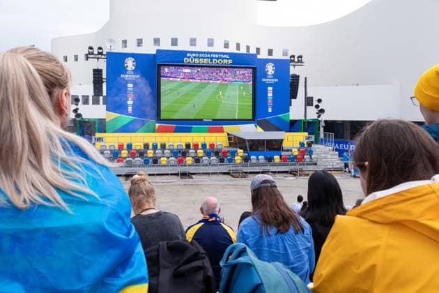 Fan Zone Schauspielhaus in Düsseldorf - Public Viewing: UEFA EURO, EM, Europameisterschaft,Fussball 2024 - Österreich gegen Frankreich; 21.06.2024 Fan Zone Schauspielhaus in Düsseldorf - Public Viewing: UEFA EURO 2024 - Österreich gegen Frankreich am 21.06.2024, Düsseldorf. - Copyright: xBEAUTIFULxSPORTS KennyxBeelex