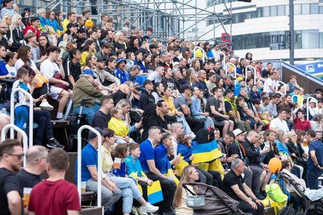 Fan Zone Schauspielhaus in Düsseldorf - Public Viewing: UEFA EURO, EM, Europameisterschaft,Fussball 2024 - Österreich gegen Frankreich; 21.06.2024 Fan Zone Schauspielhaus in Düsseldorf - Public Viewing: UEFA EURO 2024 - Österreich gegen Frankreich am 21.06.2024, Düsseldorf. - Copyright: xBEAUTIFULxSPORTS KennyxBeelex