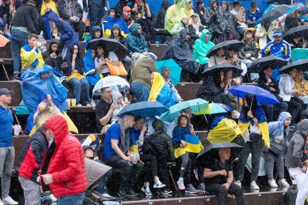 Fan Zone Schauspielhaus in Düsseldorf - Public Viewing: UEFA EURO, EM, Europameisterschaft,Fussball 2024 - Österreich gegen Frankreich; 21.06.2024 Fan Zone Schauspielhaus in Düsseldorf - Public Viewing: UEFA EURO 2024 - Österreich gegen Frankreich am 21.06.2024, Düsseldorf. - Copyright: xBEAUTIFULxSPORTS KennyxBeelex