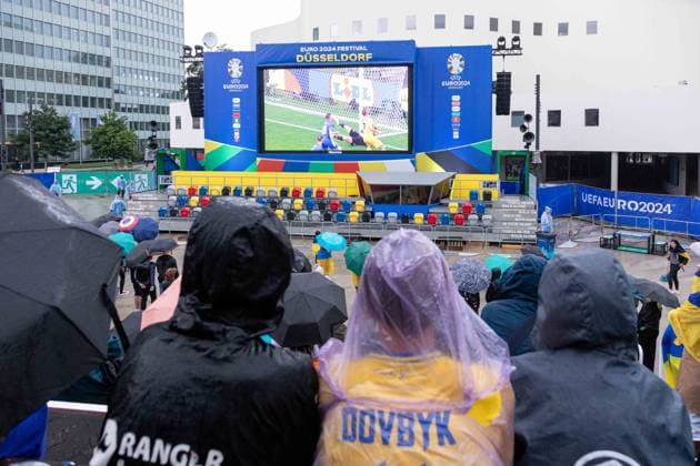 Fan Zone Schauspielhaus in Düsseldorf - Public Viewing: UEFA EURO, EM, Europameisterschaft,Fussball 2024 - Österreich gegen Frankreich; 21.06.2024 Fan Zone Schauspielhaus in Düsseldorf - Public Viewing: UEFA EURO 2024 - Österreich gegen Frankreich am 21.06.2024, Düsseldorf. - Copyright: xBEAUTIFULxSPORTS KennyxBeelex