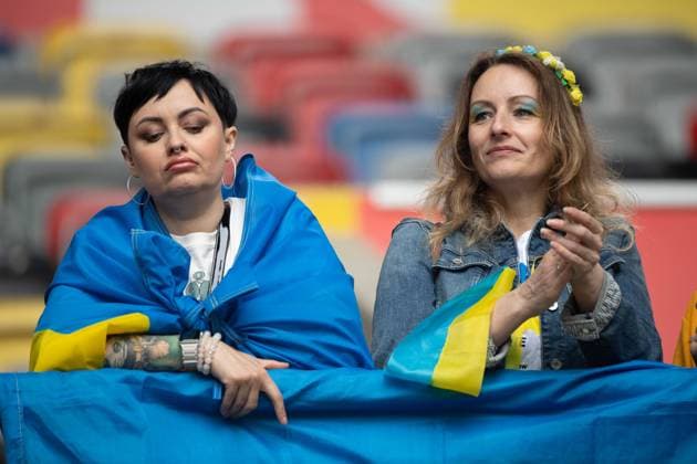 ukrainische Fans, allgemein, feature, Randmotiv, Symbolfoto Gruppenphase Gruppe E Slowakei (SVK) - Ukraine (UKR) 1:2 am 21.06.2024 Arena Duesseldorf, Duesseldorf Arena, Fussball UEFA EURO, EM, Europameisterschaft,Fussball 2024 GERMANY vom 14.06.2024 - 14.07.2024. Â