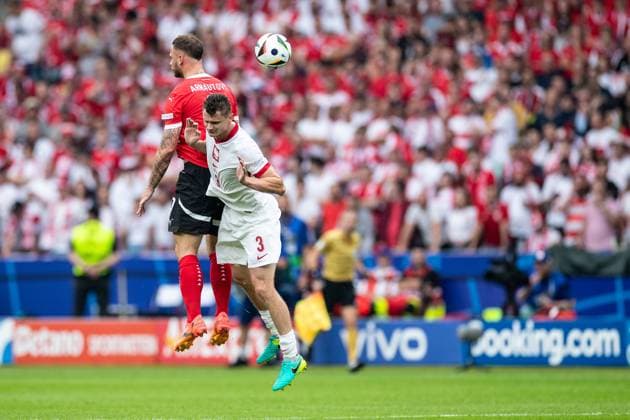 UEFA EURO, EM, Europameisterschaft,Fussball 2024: Polen - Österreich; 21.06.2024 Pawel Dawidowicz (Polen, 3), Marko Arnautovic (Österreich, 7) UEFA EURO 2024: Polen - Österreich; Olympiastadion, Berlin; 21.06.2024 Copyright: xBEAUTIFULxSPORTS Buriakovx