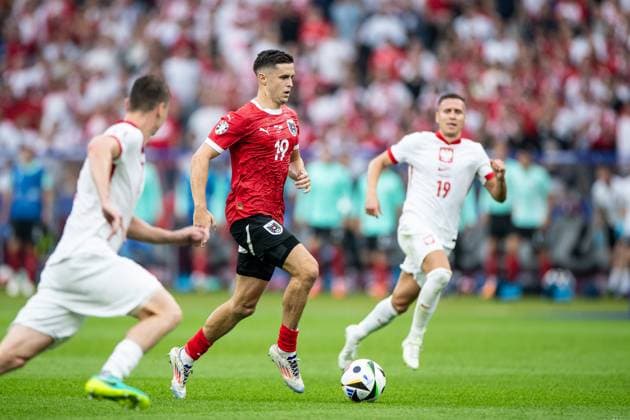 UEFA EURO, EM, Europameisterschaft,Fussball 2024: Polen - Österreich; 21.06.2024 Christoph Baumgartner (Österreich, 19), Przemyslaw Frankowski (Polen, 19) UEFA EURO 2024: Polen - Österreich; Olympiastadion, Berlin; 21.06.2024 Copyright: xBEAUTIFULxSPORTS Buriakovx
