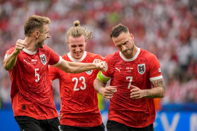 SOCCER - UEFA EURO, EM, Europameisterschaft,Fussball 2024 BERLIN,GERMANY,21.JUN.24 - UEFA EURO 2024, group stage, Austria vs Poland. Image shows the rejoicing of Stefan Posch, Patrick Wimmer and Marko Arnautovic (AUT).  GEPAxpictures xJohannesxFriedl