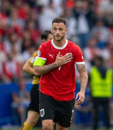Fussball, Herren, Saison 2023 24, Euro 2024 Gruppe D (2. Spieltag) in Berlin, Polen - Österreich, Marko Arnautovic (Österreich) kämpft nach seinem Tor zum 1:3 mit den Tränen, 21.06. 2024, Copyright: xSebastianxRäppold MatthiasxKochx