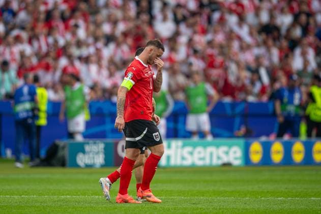 Fussball, Herren, Saison 2023 24, Euro 2024 Gruppe D (2. Spieltag) in Berlin, Polen - Österreich, Marko Arnautovic (Österreich) kämpft nach seinem Tor zum 1:3 mit den Tränen, 21.06. 2024, Copyright: xSebastianxRäppold MatthiasxKochx