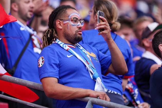 2024-06-21 Netherlands v France - Group D - UEFA EURO, EM, Europameisterschaft,Fussball 2024 LEIPZIG, GERMANY - JUNE 21: Fans and supporters of France prior to the Group D - UEFA EURO 2024 match between Netherlands and France at Red Bull Arena on June 21, 2024 in Leipzig, Germany. (Photo by Peter Lous BSR Agency) Leipzig Germany Content not available for redistribution in The Netherlands directly or indirectly through any third parties. Copyright: xBSRxAgencyx