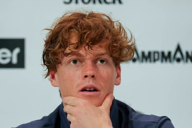 Jannik Sinner (Italy) stellt sich bei der Pressekonferenz den Fragen der Journalisten, TERRA WORTMANN Open 2024, Jannik Sinner vs Jan-Lennard Struff, Gerry-Weber-Stadion, 21.06.2024, Halle, Deutschland.