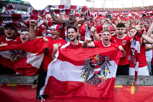 UEFA EURO, EM, Europameisterschaft,Fussball 2024: Polen - Österreich; 21.06.2024 Fans von Österreich nach dem Spiel, im Jubel. UEFA EURO 2024: Polen - Österreich; Olympiastadion, Berlin; 21.06.2024 Copyright: xBEAUTIFULxSPORTS Buriakovx