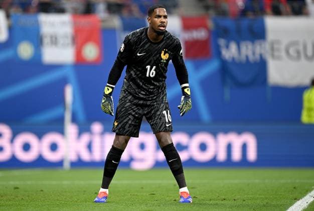 Fussball Euro 2024 Gruppe D 21.06.2024 Niederlande - Frankreich Torwart Mike Maignan (Frankreich)
