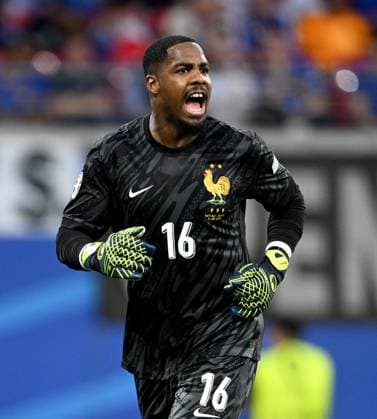 Fussball Euro 2024 Gruppe D 21.06.2024 Niederlande - Frankreich Torwart Mike Maignan (Frankreich)
