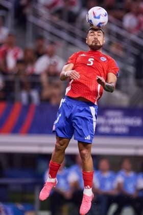 RECORD DATE NOT STATED Copa America USA 2024 Peru vs Chile Paulo Diaz of Chile during the game between Peru and Chile as part of the CONMEBOL Copa America USA 2024 group A, at AT-T Stadium, on June 21, 2024 in Arlington, Texas, United States. ARLINGTON TEXAS UNITED STATES  Copyright: xJosexLuisxMelgarejox 20240621205706_CA_GA_2024_PER_CHI_DIAZ232