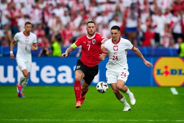 Marko Arnautovic (Oesterreich Nationalmannschaft Euro 2024, 07), Bartosz Slisz (Polen Nationalmannschaft Euro 2024, 24), GER, UEFA EURO, EM, Europameisterschaft,Fussball 2024, Fussball Herren, UEFA EM 2024 Matchtag 2, Gruppe D, Polen vs. Oesterrech, Poland vs. Austria, 21.06.2024. GER, UEFA Euro 2024, Fussball Herren, UEFA EM 2024 Matchtag 2, Gruppe D, Polen vs. Oesterrech, Poland vs. Austria, 21.06.2024. Berlin Copyright: xEibner-Pressefotox xClaudiusxRauchx EP_CRH