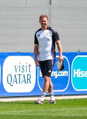 Julian Nagelsmann Deutschland , Trainer) lachend, GER, EURO 2024, Abschlusstraining Deutschland, vor Schweiz vs Deutschland, Fussball Europameisterschaft, Herzogenaurach, 22.06.2024 GER, EURO 2024, Abschlusstraining Deutschland, vor Schweiz vs Deutschland, Fussball Europameisterschaft, Herzogenaurach, 22.06.2024 Herzogenaurach Copyright: xEibner-Pressefoto FlorianxWieganx EP_FWD