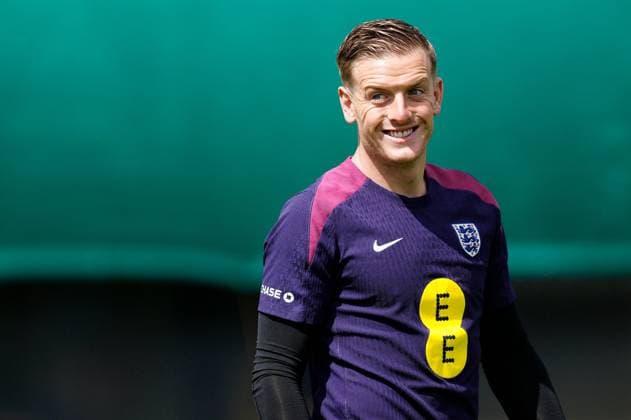 Sport Bilder des Tages Jordan Pickford of England England Training Session and press conference, PK, Pressekonferenz UEFA European Championship, EM, Europameisterschaft 2024, Group C, Football, Spa & Golf Resort Weimarer Land, Blankenhain, Germany, 22 Jun 2024 EDITORIAL USE ONLY No use with unauthorised audio, video, data, fixture lists, club league logos or live services. Online in-match use limited to 120 images, no video emulation. No use in betting, games or single club league player publications.  Copyright: xDavexShopland Shutterstockx 14548012b