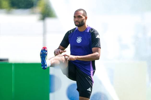 Jonathan Tah (Deutschland , 04), GER, EURO 2024, Abschlusstraining Deutschland, vor Schweiz vs Deutschland, Fussball Europameisterschaft, Herzogenaurach, 22.06.2024 GER, EURO 2024, Abschlusstraining Deutschland, vor Schweiz vs Deutschland, Fussball Europameisterschaft, Herzogenaurach, 22.06.2024 Herzogenaurach Copyright: xEibner-Pressefoto FlorianxWieganx EP_FWD